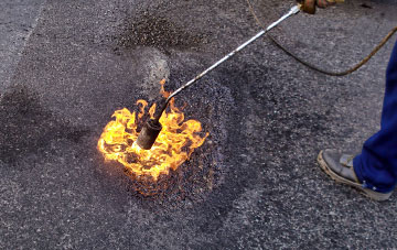 Mottram In Longdendale flat roofing repairs